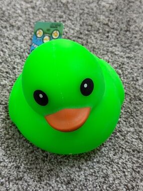 Viral squishy duck
